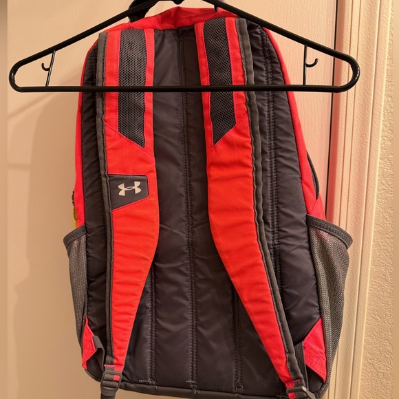 Under Armour storm backpack. Good condition. - Picture 3 of 4